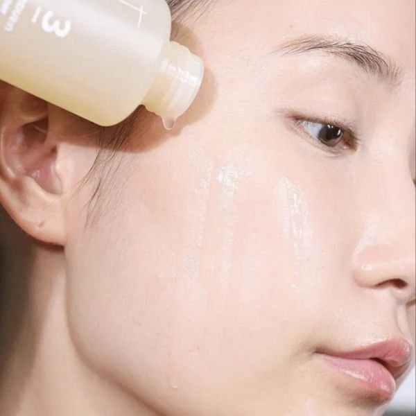 Numbuzin No.3 Super Glowing Essence Toner – veido toneris 2