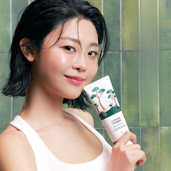 Round Lab Pine Calming Cica Cleanser – veido prausiklis (2) Round Lab Pine Calming Cica Cleanser – veido prausiklis 2
