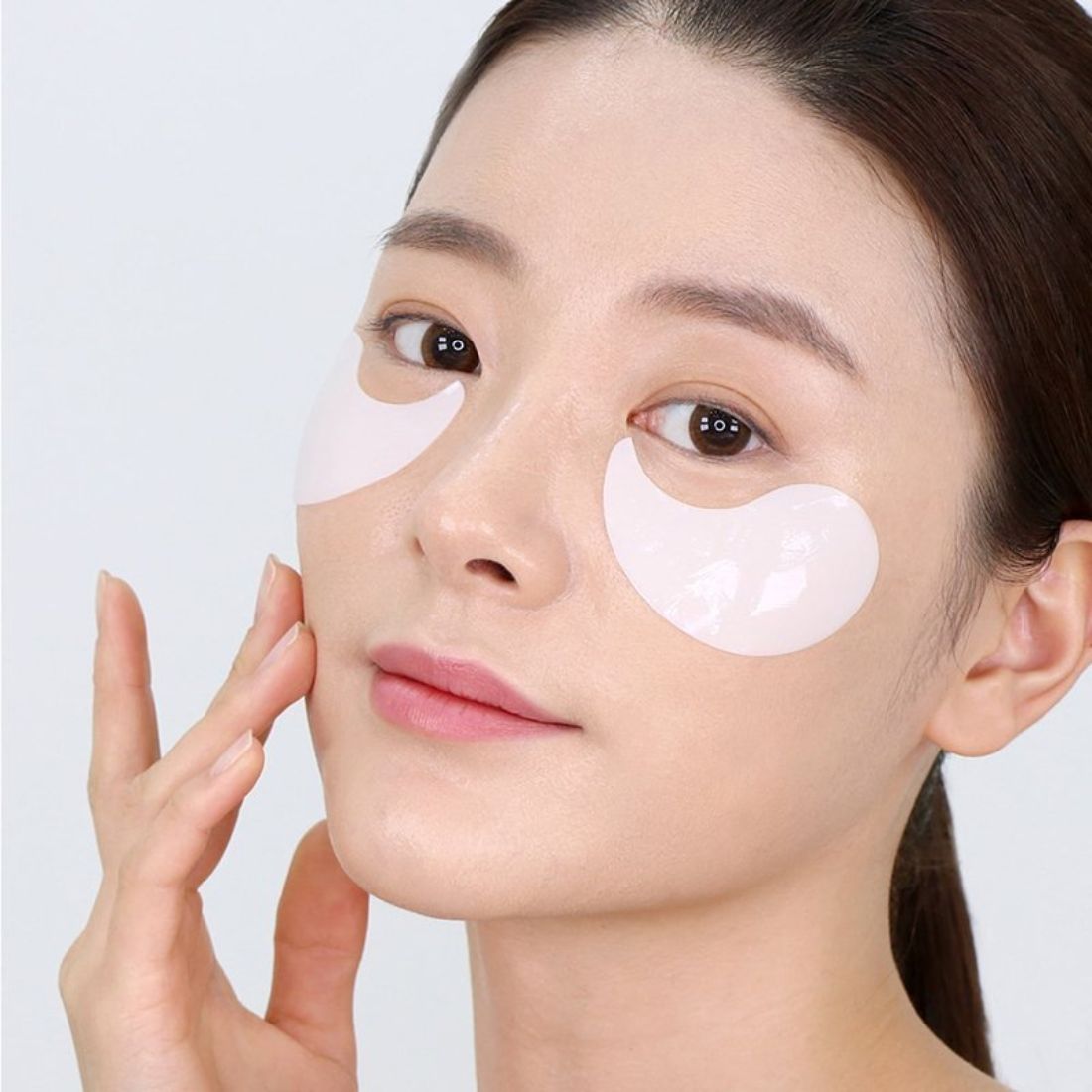 MEDI PEEL Hyaluron Dark Benone Peptide 9 Ampoule Eye Patch 5